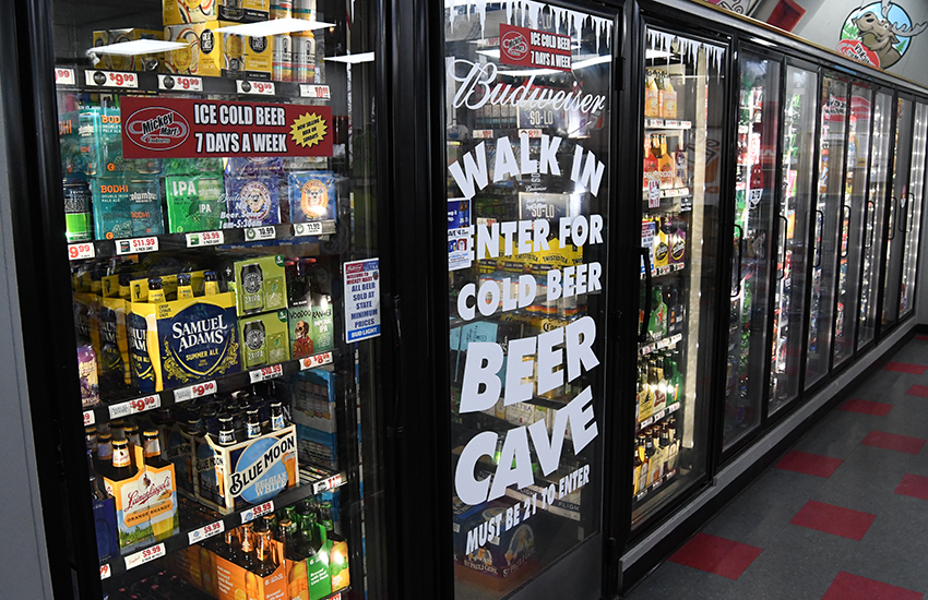 Mickey Mart #18, Wellington, OH